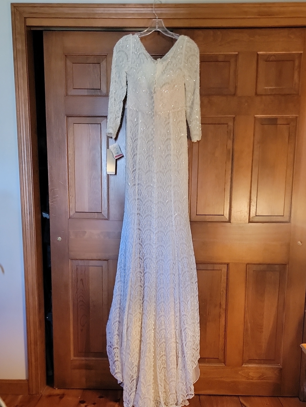 Oleg Cassini Ivory Beaded  Lace Wedding Gown - Picture 2 of 6
